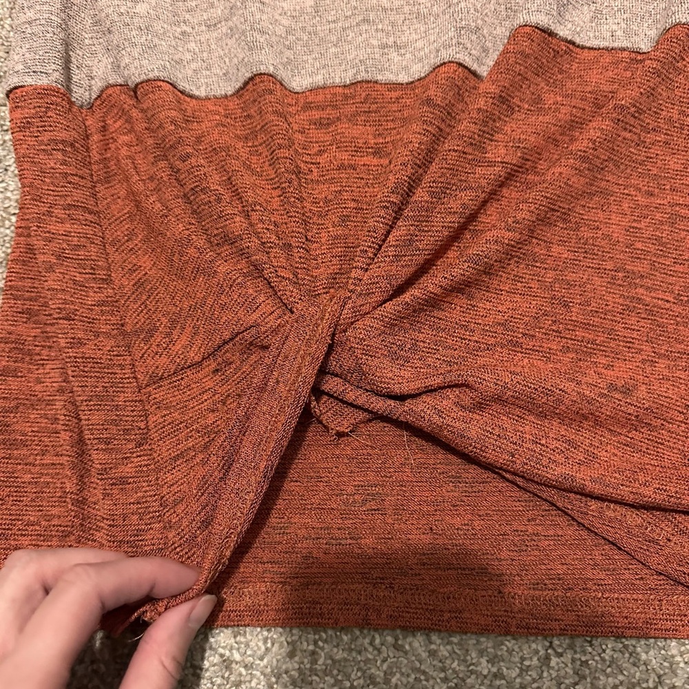 Colorblock Short Sleeve Tee - Picture 2 of 4